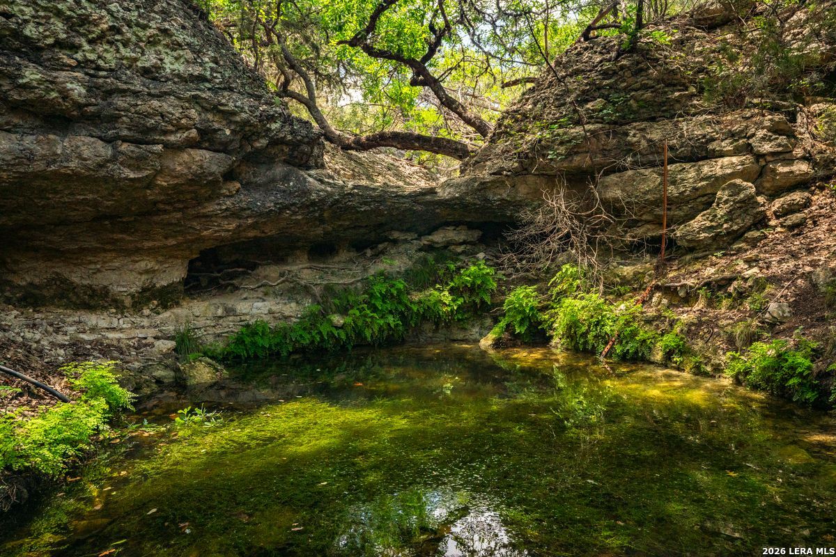 1457 Private Road 3426