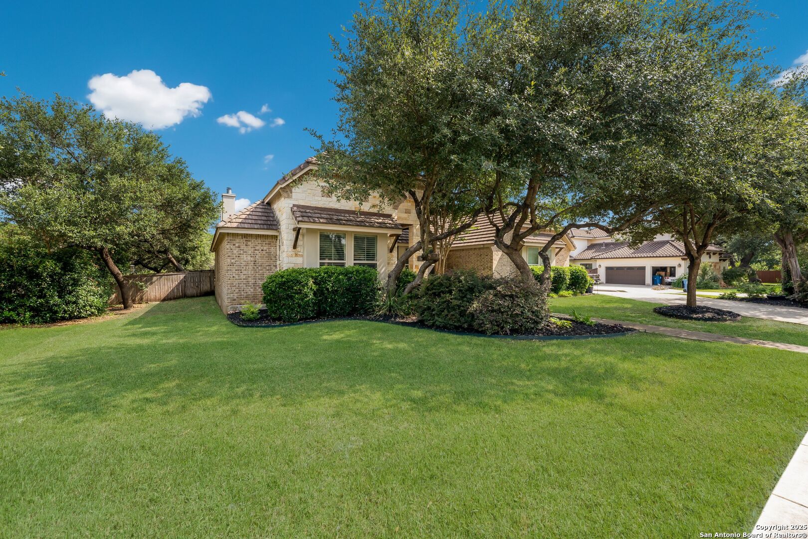 314 Regent Cir