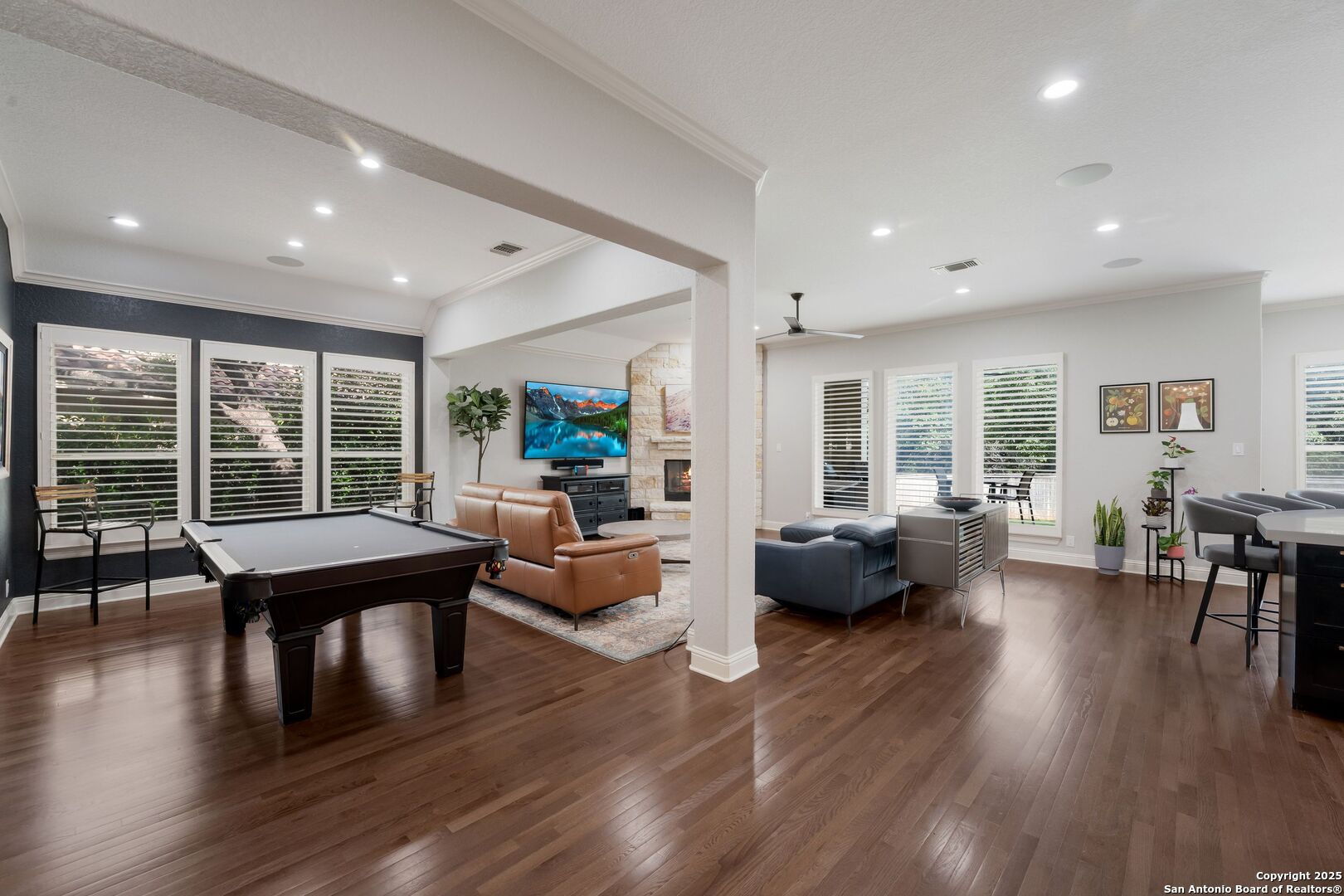 314 Regent Cir