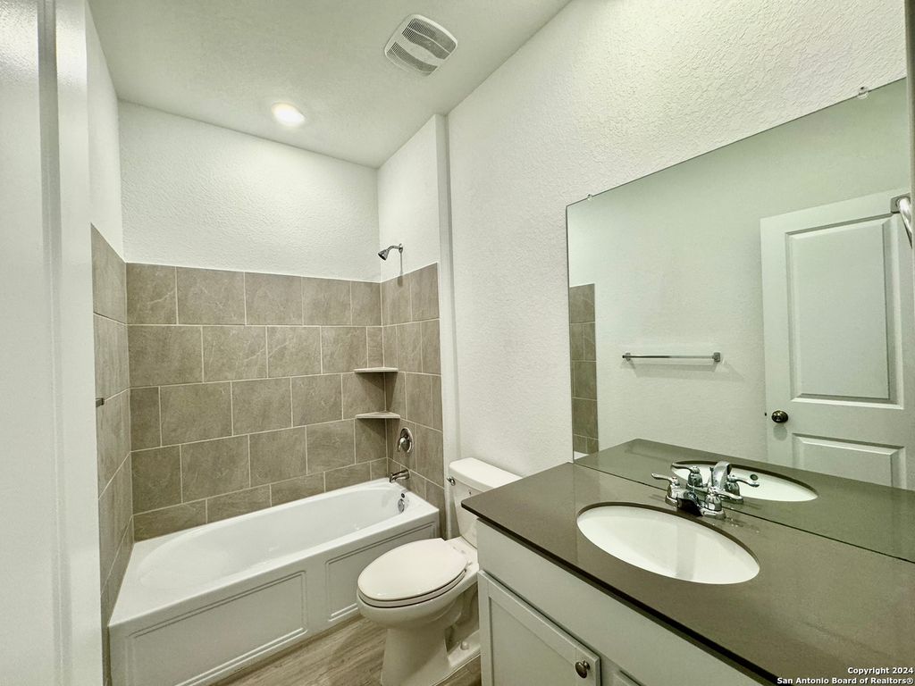 Photo of 5837 Musquiz Ridge, Seguin, TX 78155 (MLS # 1941819)