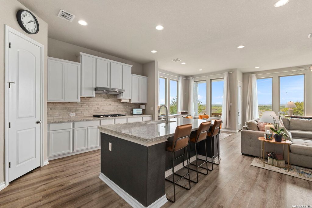 Photo of 102 Ocotillo, Boerne, TX 78006 (MLS # 1954079)
