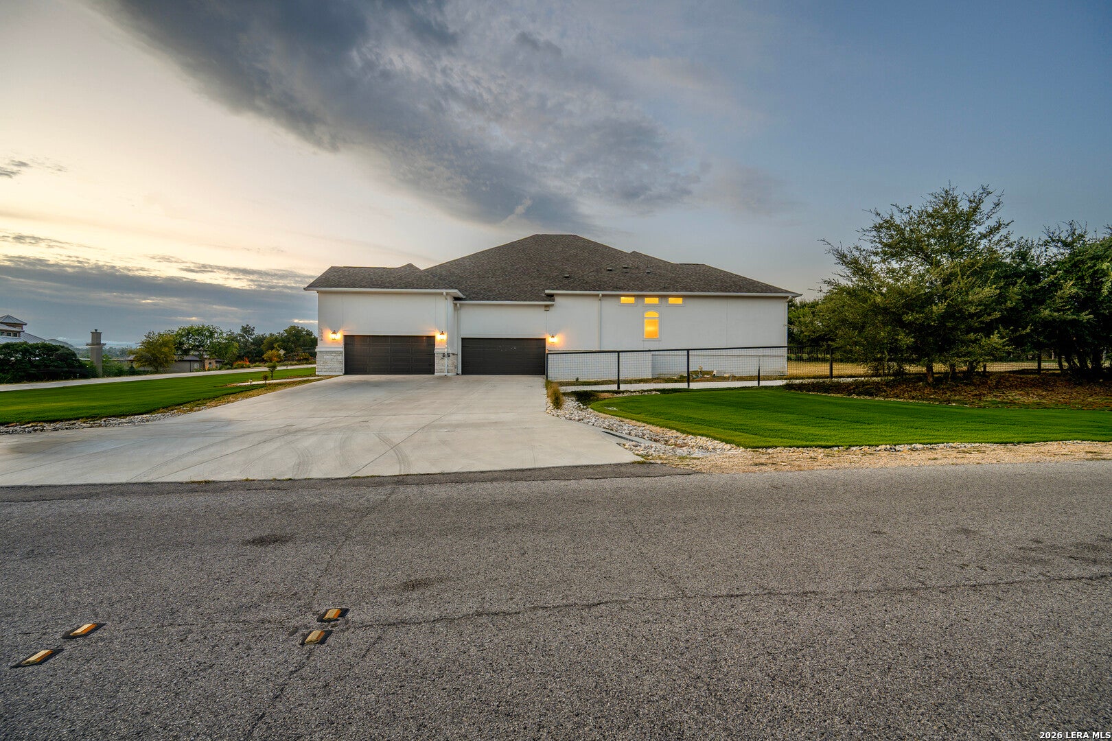 1306 DECANTER DR