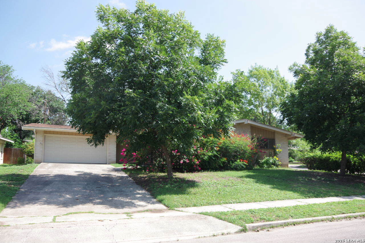 Photo 1 of 15 — 323 Coronet, San Antonio, TX 78216