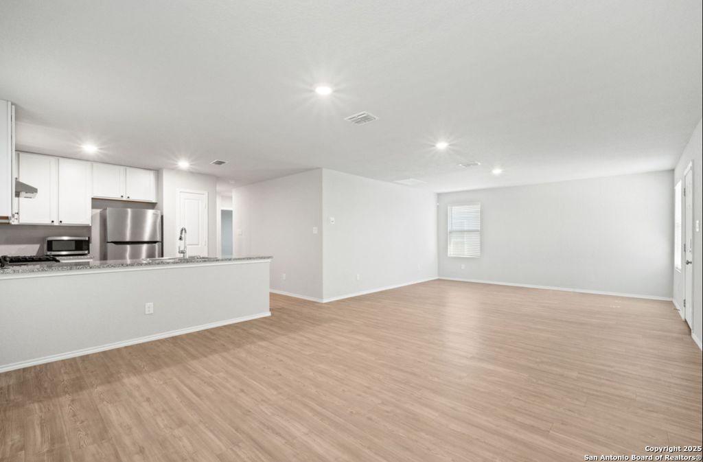 Photo of 8523 W Western Tanager, San Antonio, TX 78245 (MLS # 1923345)