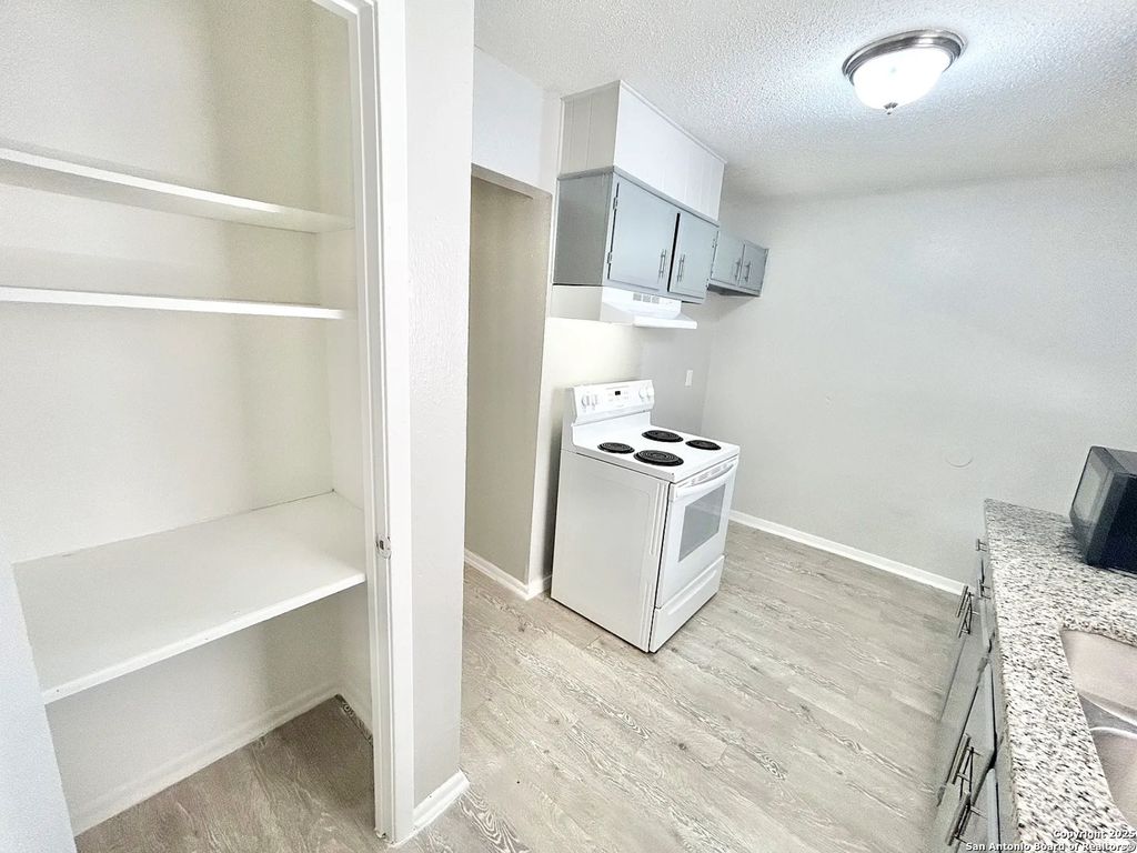 Photo of 6310 Brownleaf St, San Antonio, TX 78227 (MLS # 1890163)