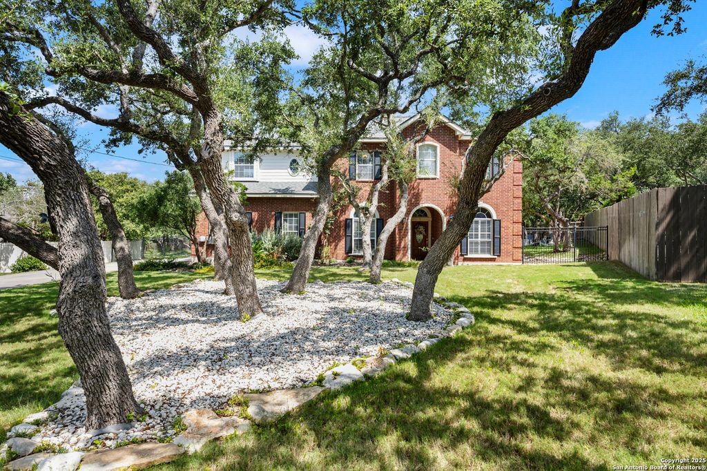 Photo of 411 Sunrise Hill, San Antonio, TX 78260 (MLS # 1909649)