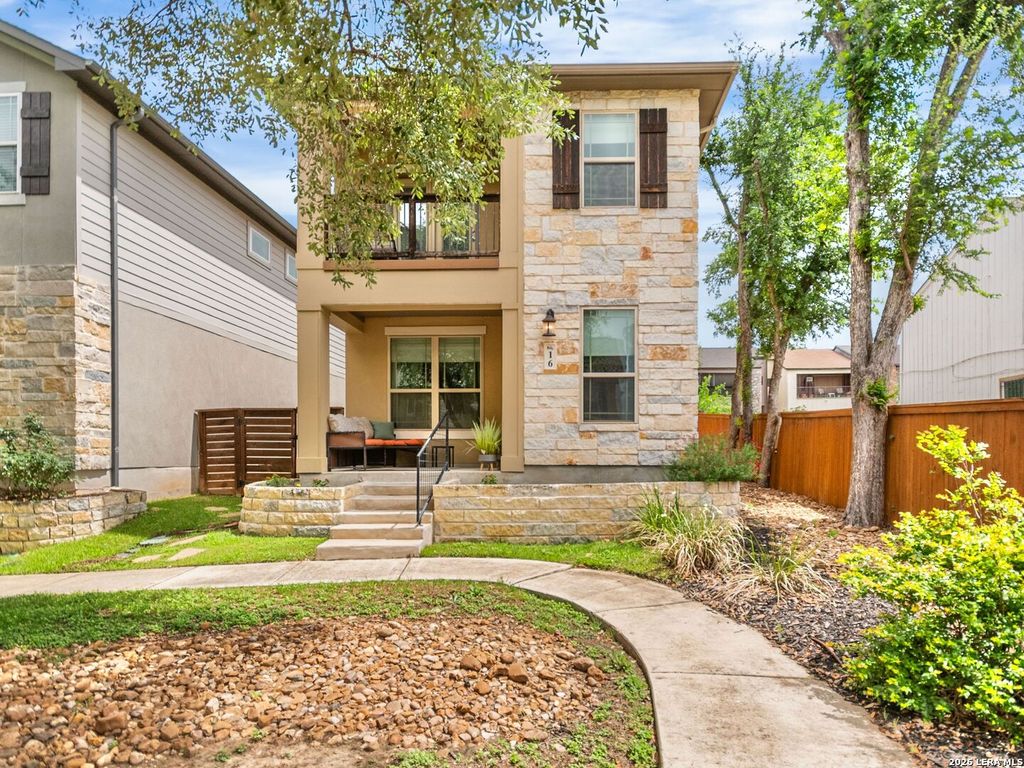 Photo of 206 Ridgecrest Drive #16, San Antonio, TX 78209 (MLS # 1959560)