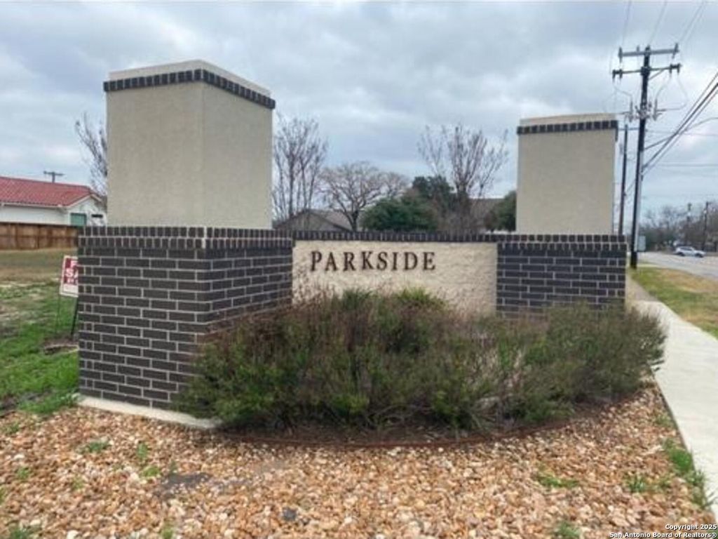 Photo of 7103 Parkside Pl, San Antonio, TX 78209 (MLS # 1698707)