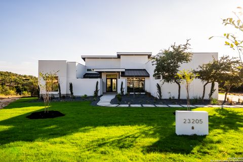 23205 Logan Canyon San Antonio TX 78255