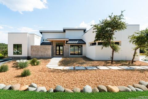 23205 Logan Canyon San Antonio TX 78205