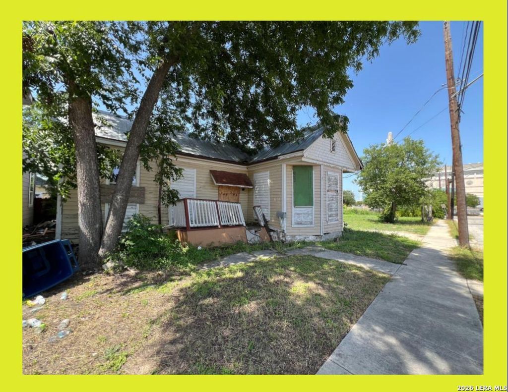 Photo of 112 Dashiell, San Antonio, TX 78203 (MLS # 1876951)