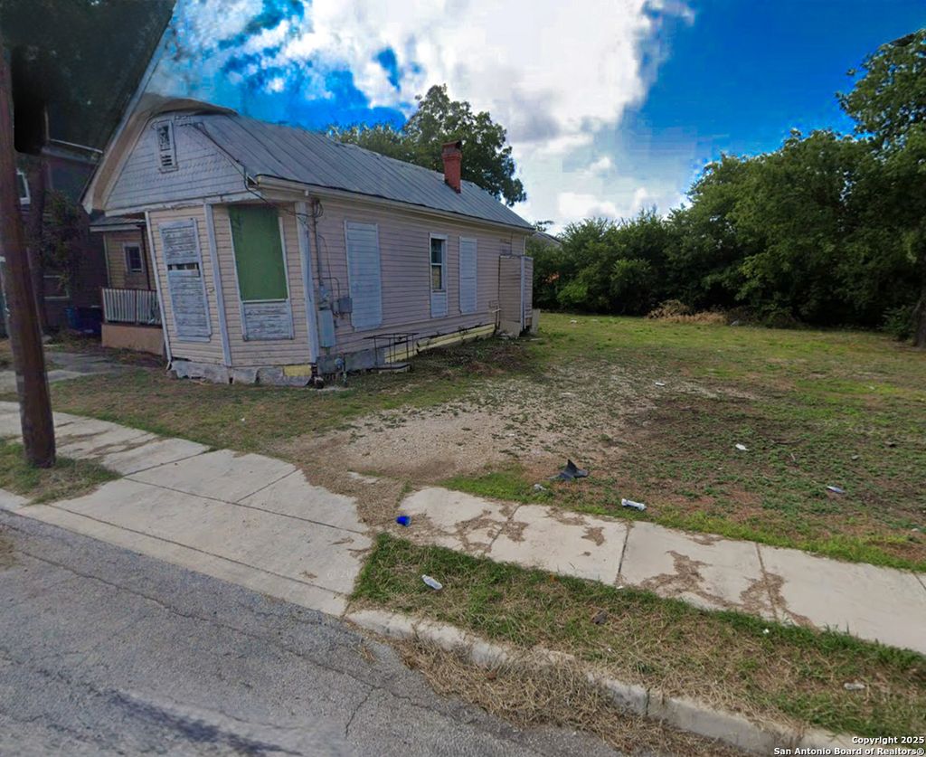 Photo of 112 Dashiell, San Antonio, TX 78203 (MLS # 1876951)