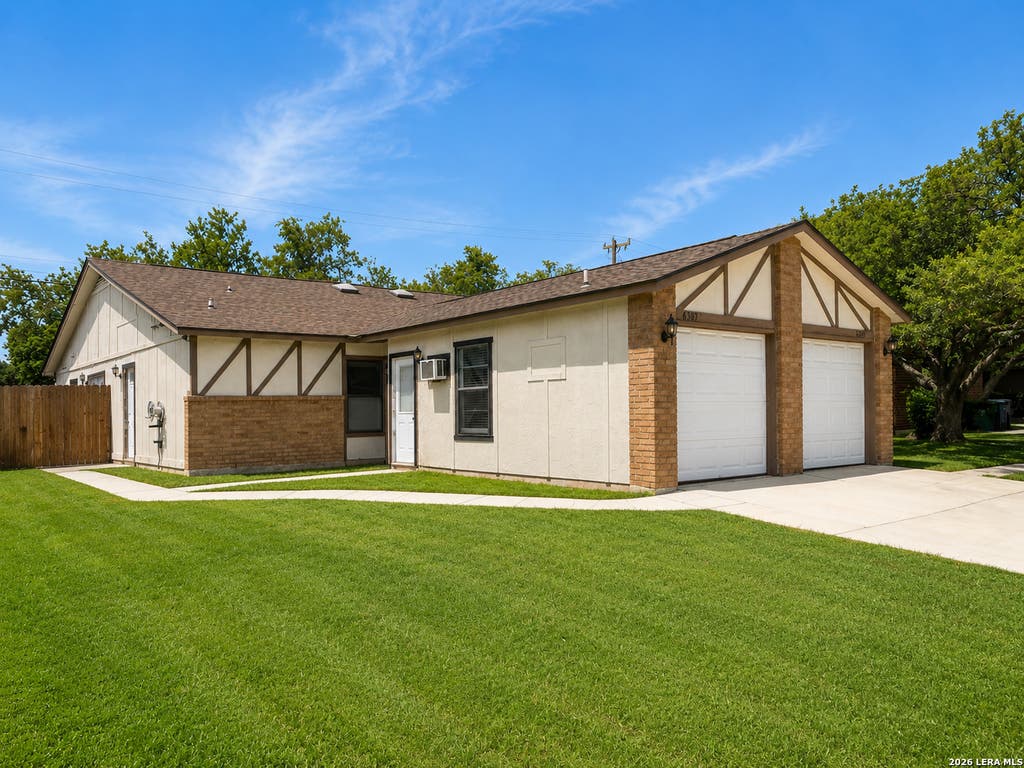 Photo of 6309 Waddesdon Wood 1 #1, San Antonio, TX 78233 (MLS # 2003103)