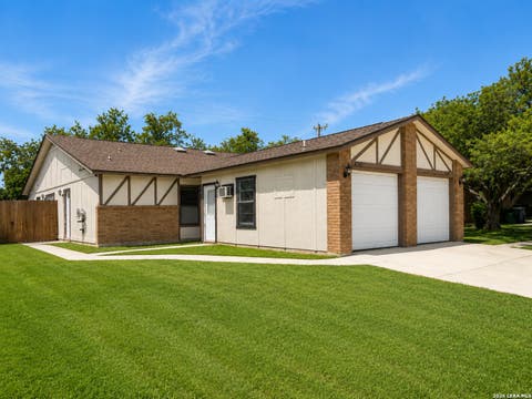 Photo of 6309 Waddesdon Wood 1 #1, San Antonio, TX 78233 (MLS # 2003103)