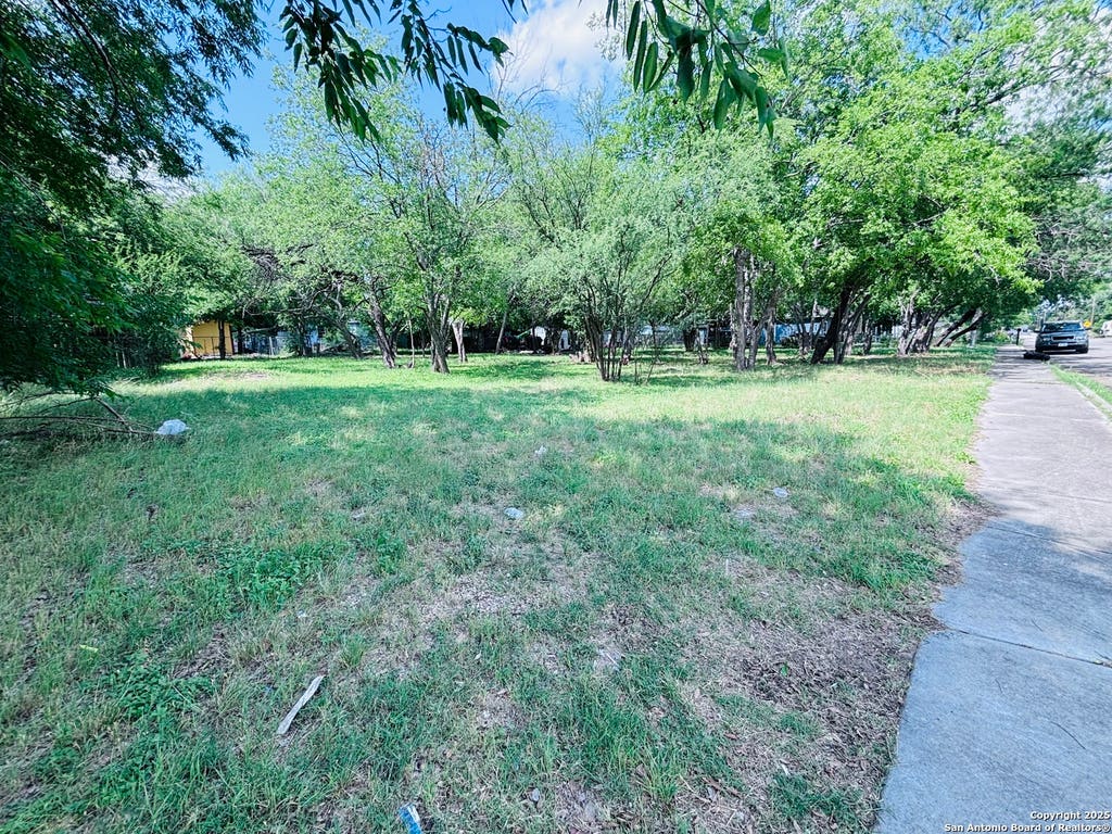Photo of 100 Groff, San Antonio, TX 78237 (MLS # 1866483)