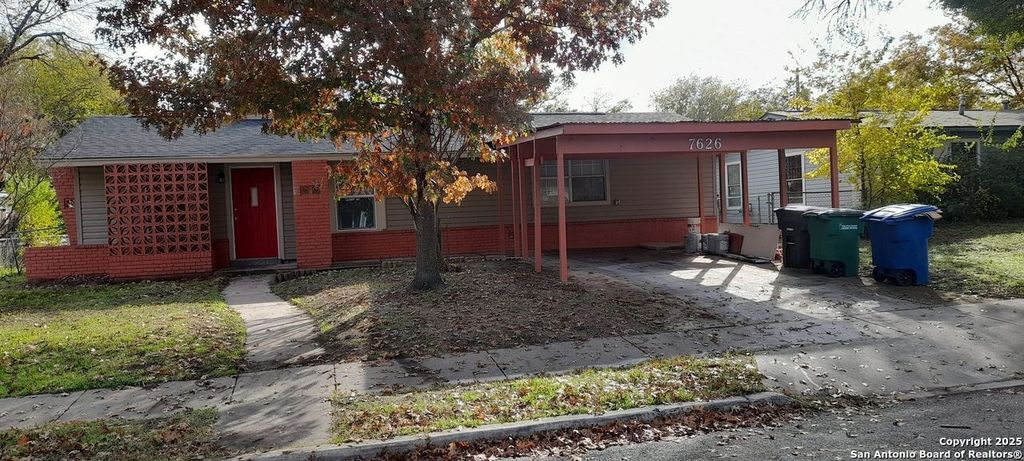 Photo of 7626 Muleshoe, San Antonio, TX 78227 (MLS # 1919154)