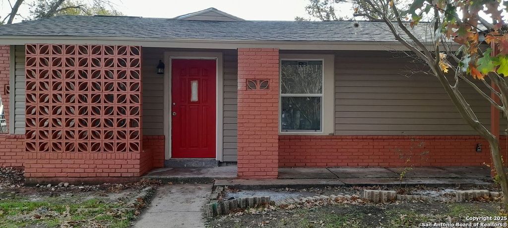 Photo of 7626 Muleshoe, San Antonio, TX 78227 (MLS # 1919154)