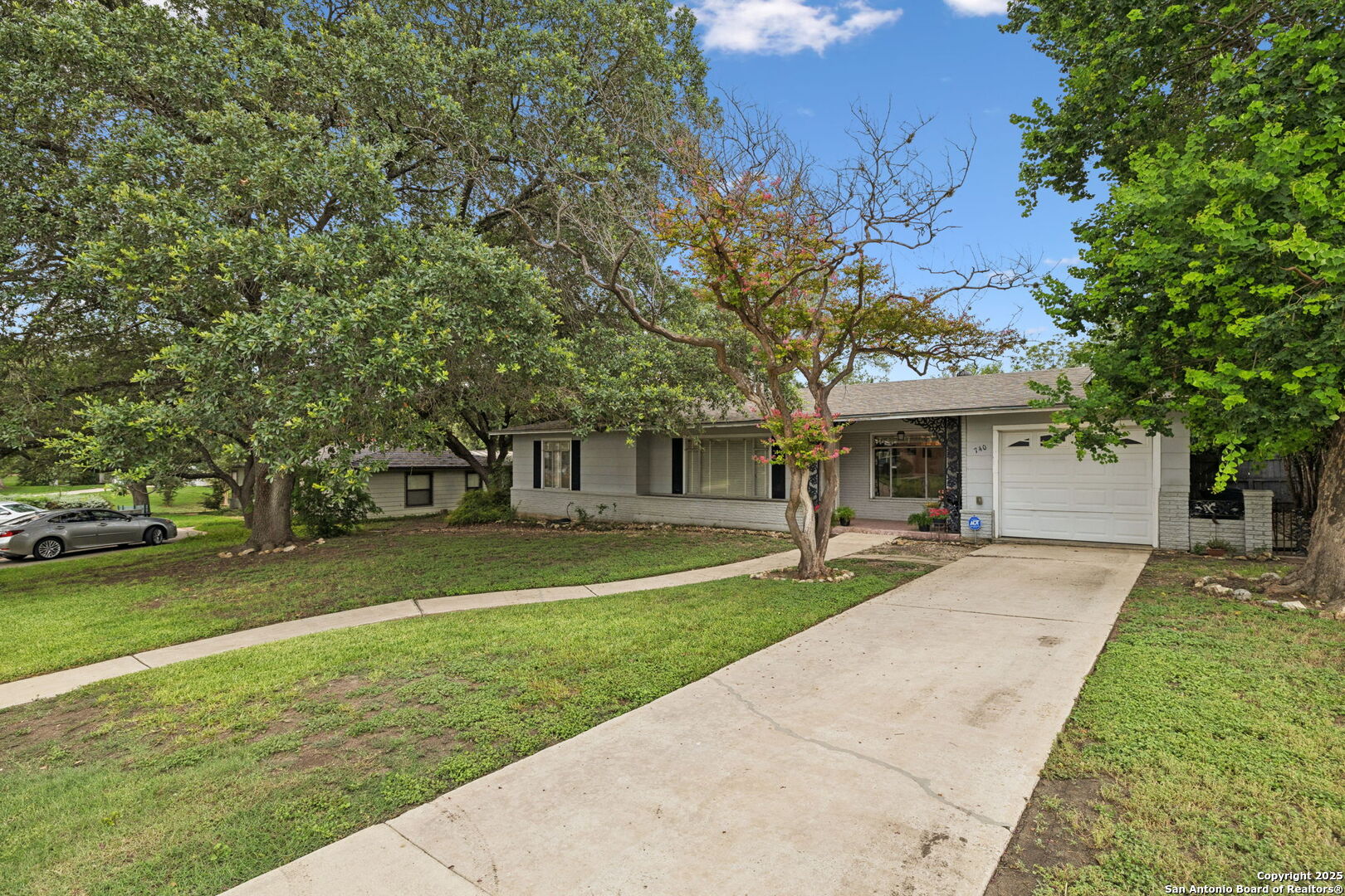 740 Morningside