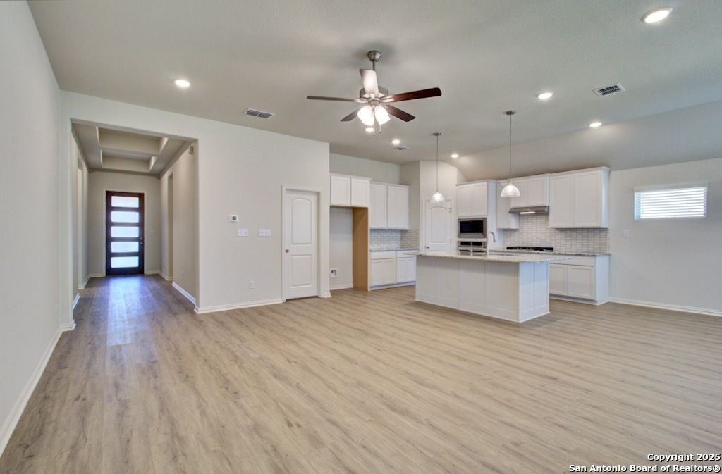 Photo of 2027 Stephanie Avenue, New Braunfels, TX 78132 (MLS # 1923106)