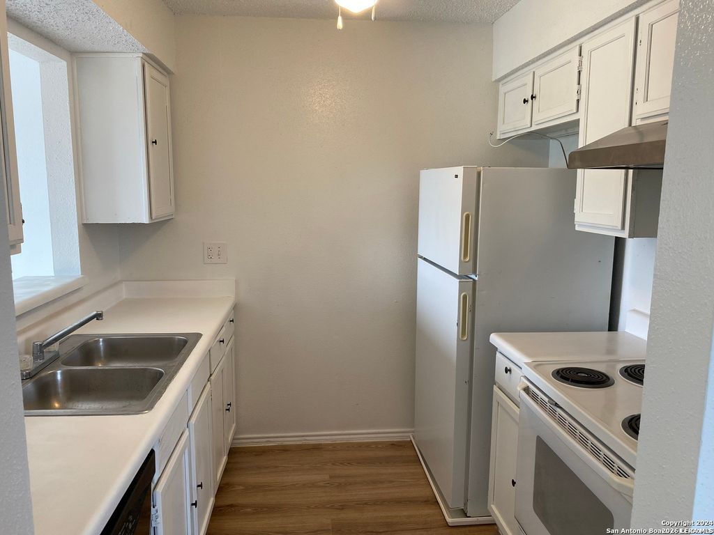 Photo of 4949 Hamilton Wolfe, San Antonio, TX 78229 (MLS # 1938073)