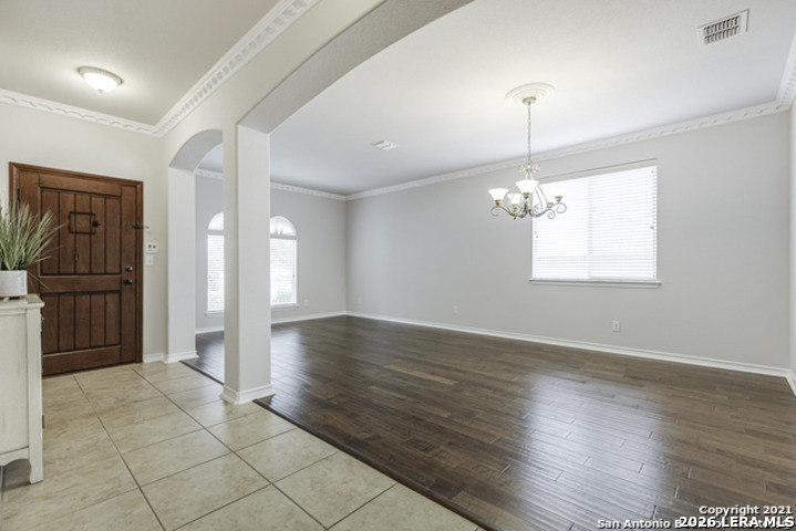 18306 W Muir Glen Dr