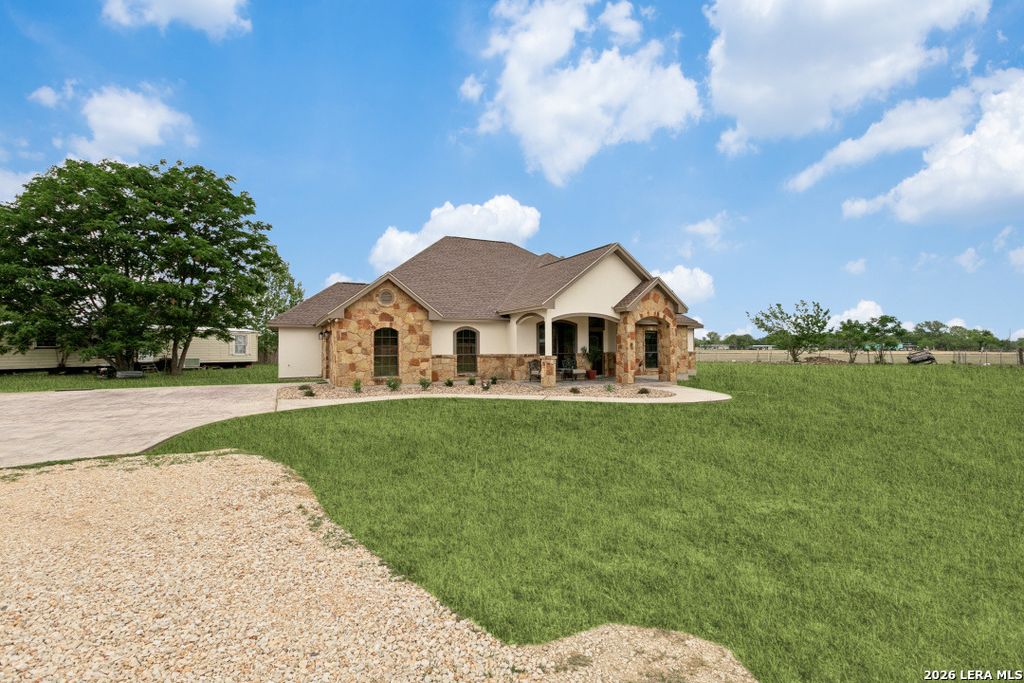 Photo of 18425 Kinney Rd, Von Ormy, TX 78073 (MLS # 1959064)