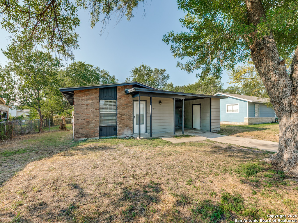 Photo 1 of 36 — 5830 Castle Yard, San Antonio, TX 78218