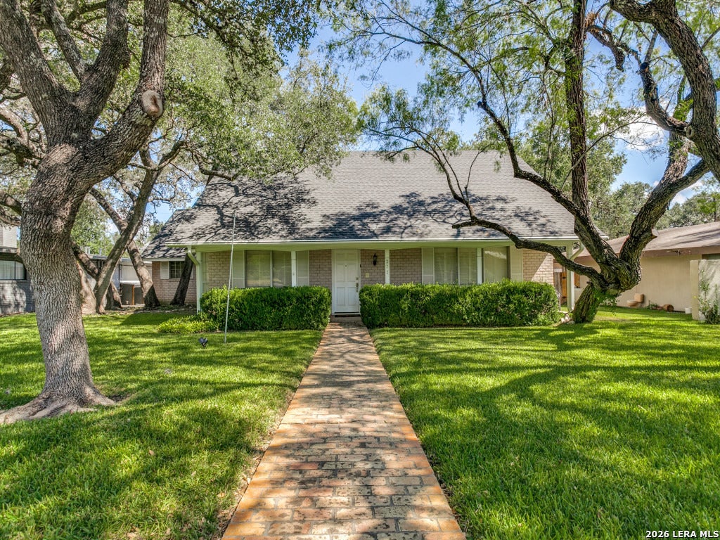 Photo of 271 ROCKHILL DR, San Antonio, TX 78209 (MLS # 2014360)