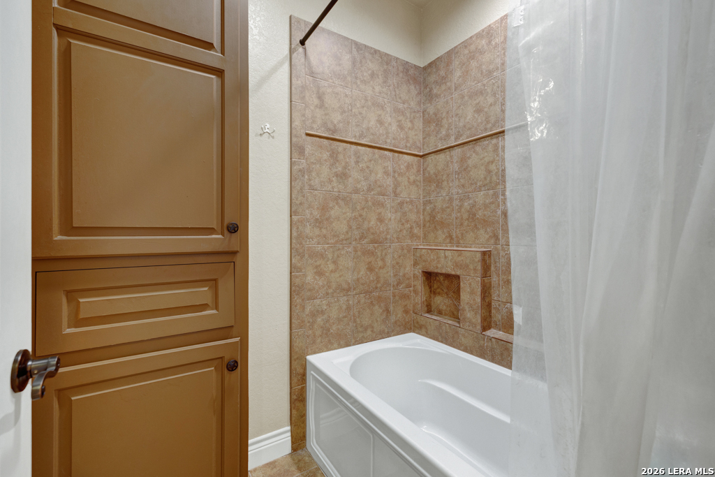 Timeless Hill Country Elegance on 10 secluded Acres with 5 acre privat – image 58