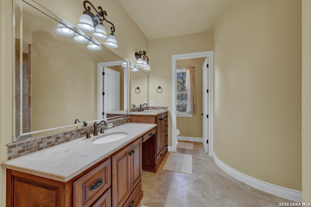 Timeless Hill Country Elegance on 10 secluded Acres with 5 acre privat – image 47
