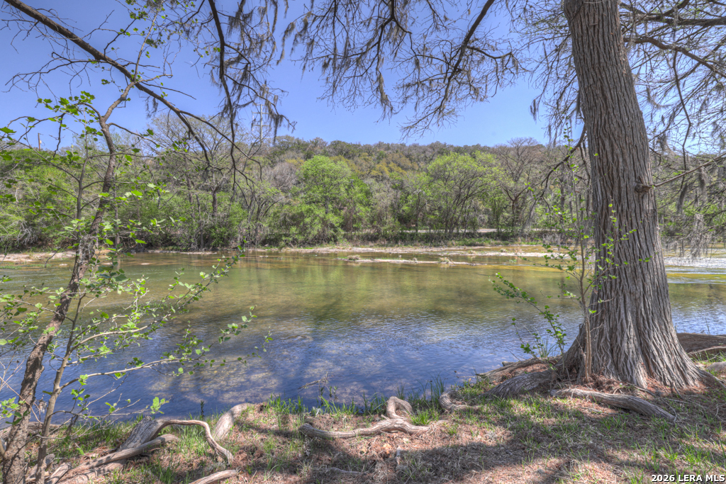 Timeless Hill Country Elegance on 10 secluded Acres with 5 acre privat – image 107