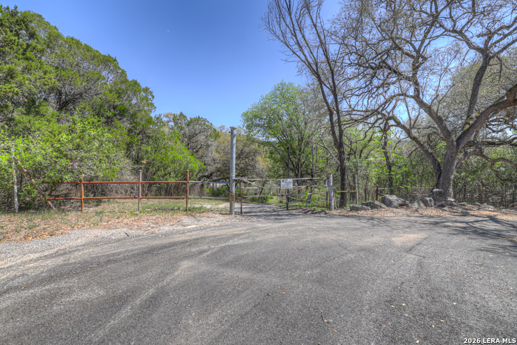 Timeless Hill Country Elegance on 10 secluded Acres with 5 acre privat – image 99