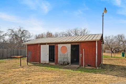 A home in Jourdanton