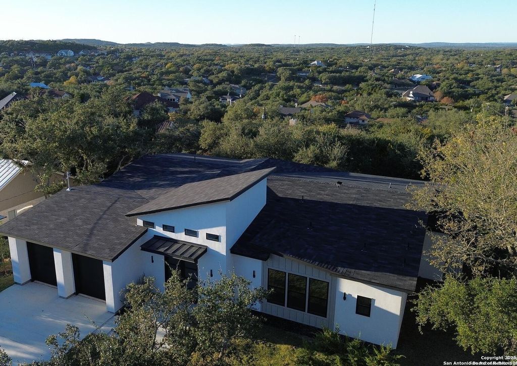 Photo of 707 Lone Circle, San Antonio, TX 78260 (MLS # 1857963)