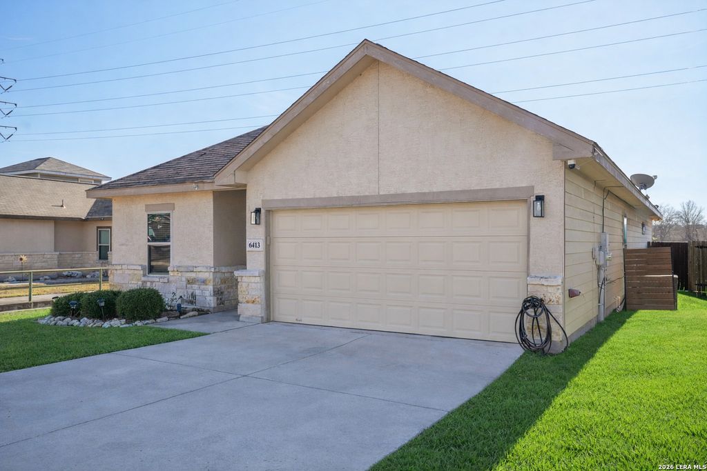 Photo of 6413 Von Rosk, Leon Valley, TX 78238 (MLS # 1938912)
