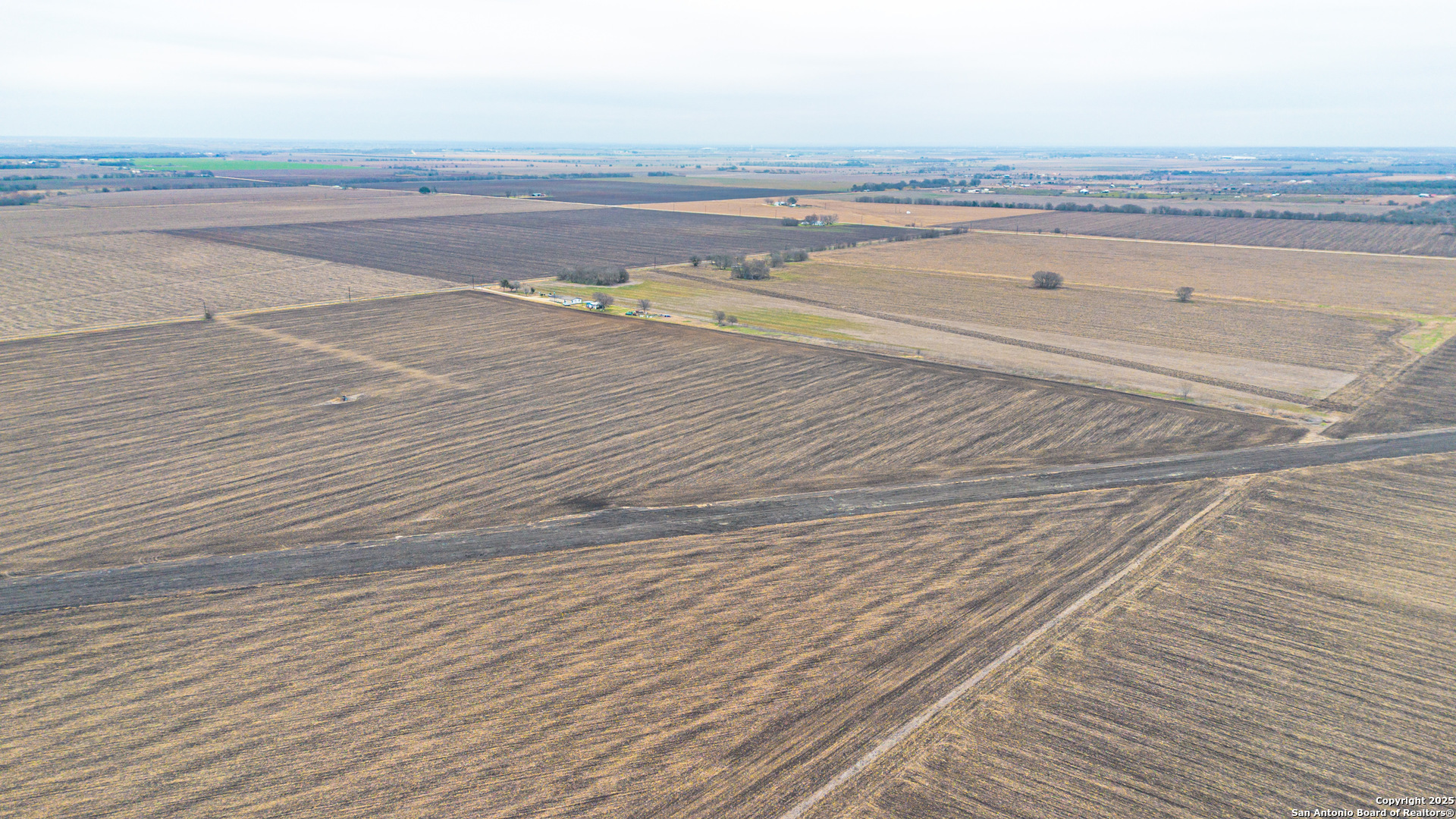 98.215 ACRES Misty Lane