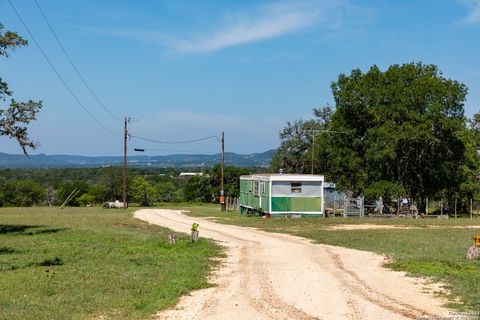 A home in Bandera