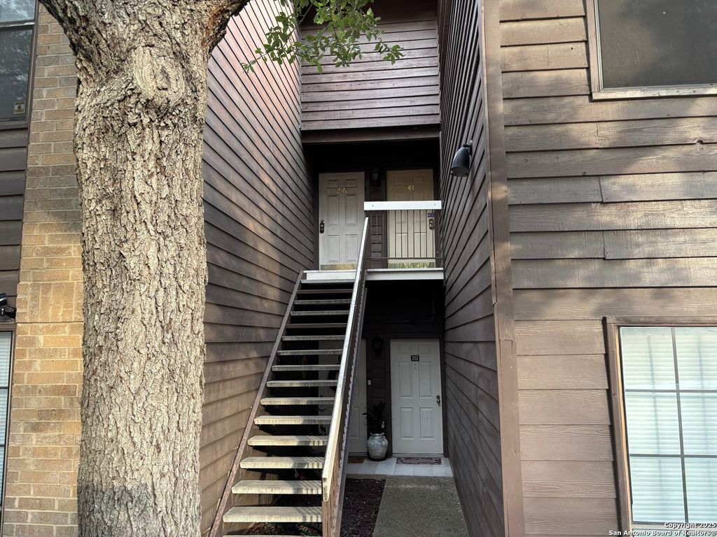 Photo of 8633 DATAPOINT DR 244 #244, San Antonio, TX 78229 (MLS # 1894318)