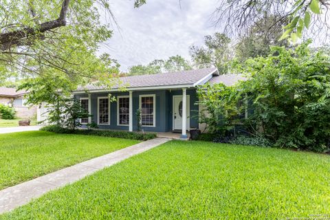 13026 Los Espanada San Antonio TX 78233