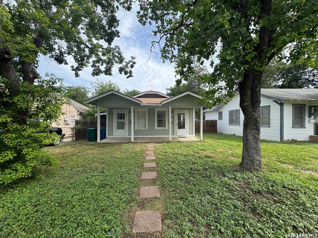 Photo of 1813 MCKINLEY AVE, San Antonio, TX 78210 (MLS # 2003830)