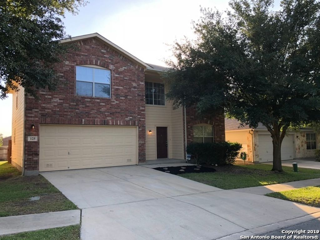Photo of 125 Rattlesnake Way, Cibolo, TX 78108 (MLS # 1938594)