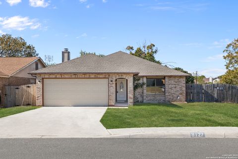 8127 Sunshine trail San Antonio TX 78244