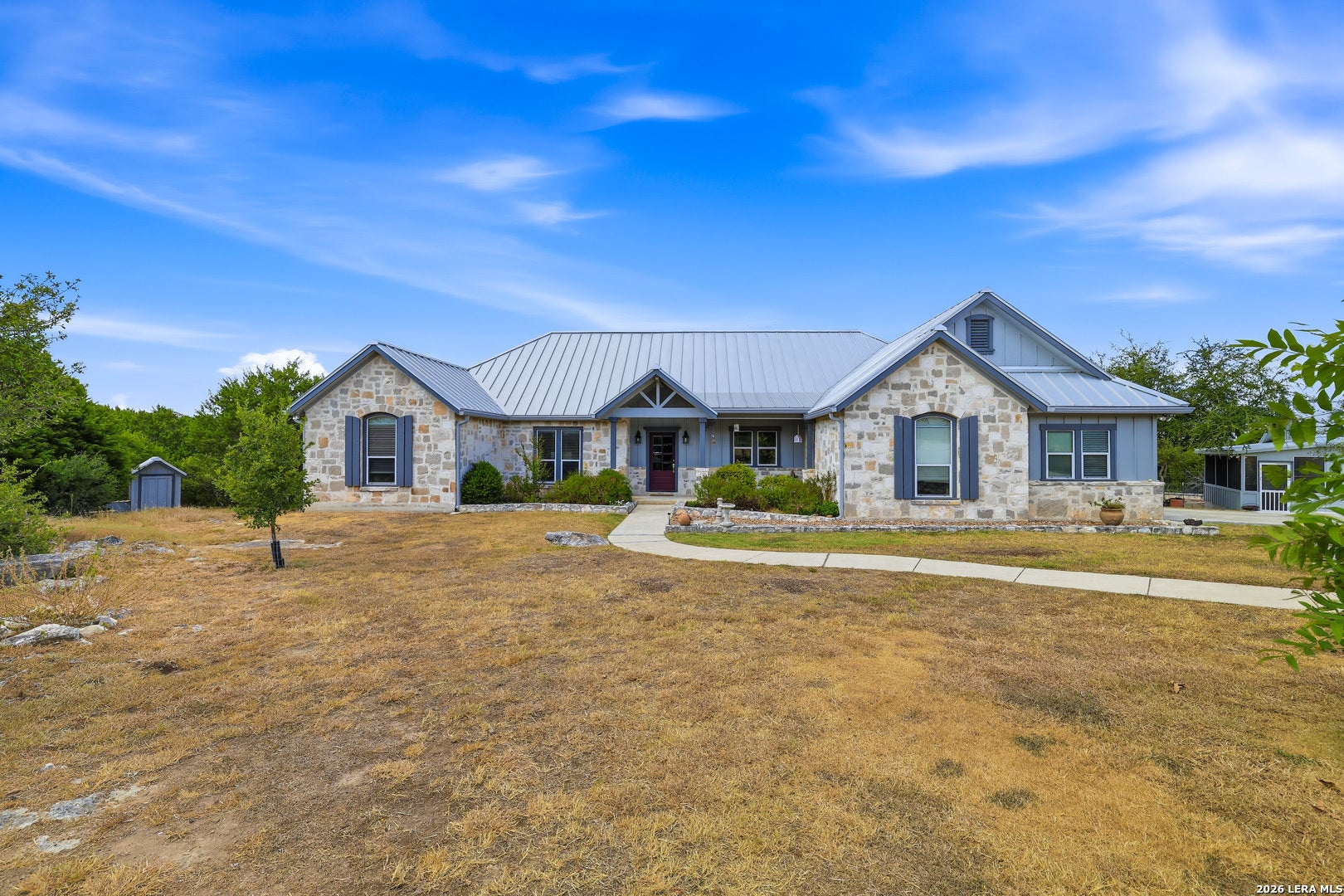 317 WHITE OAK TRL