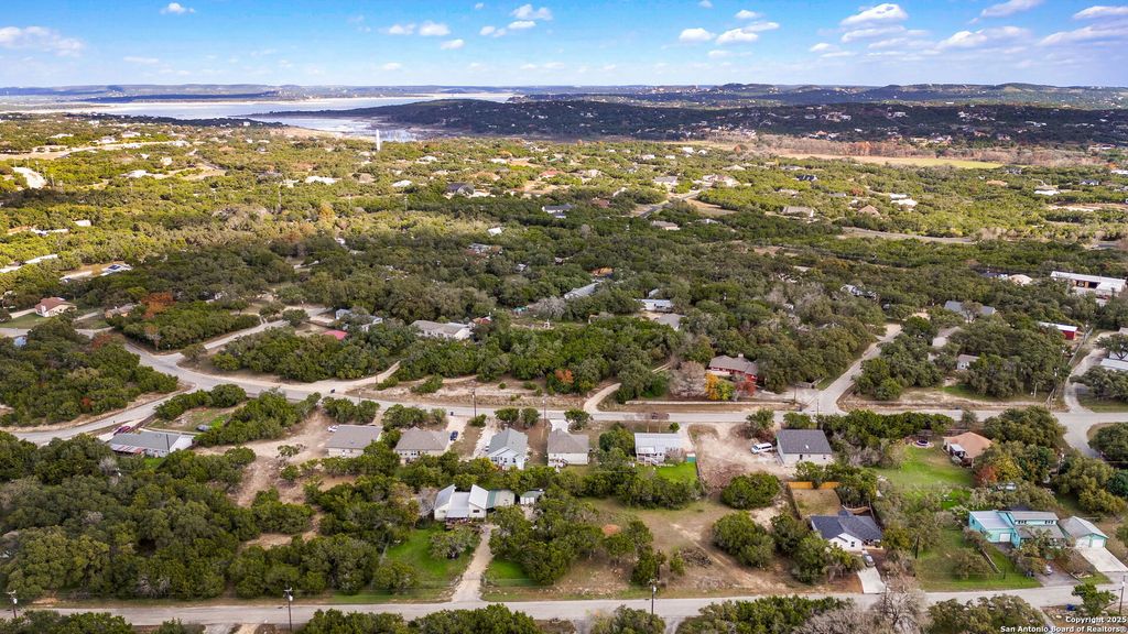 Photo of 308 Ridgerock, Canyon Lake, TX 78133 (MLS # 1892886)