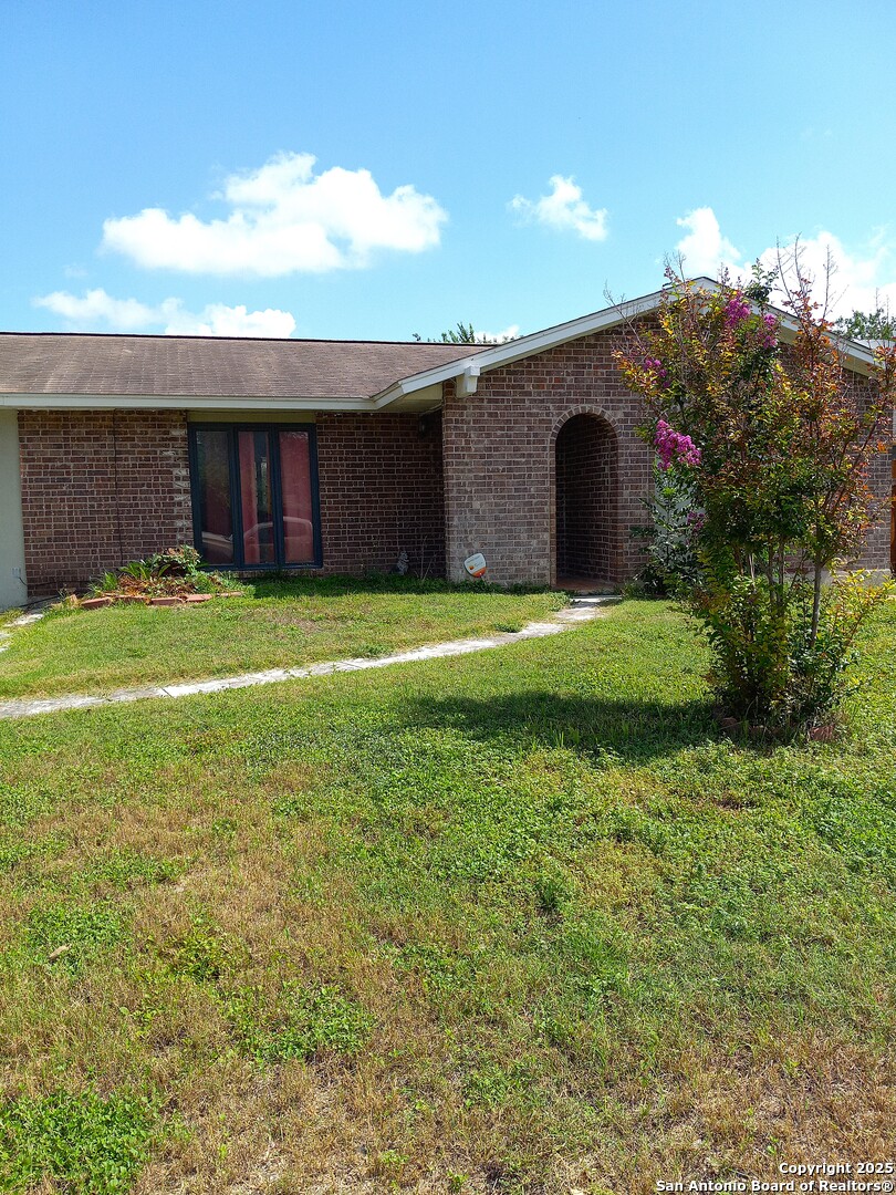4803 Casa Bello