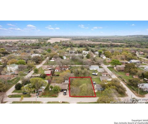 00 Florence St Castroville TX 78009