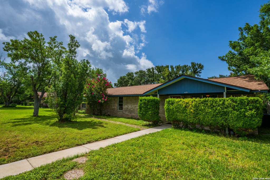 Photo of 429 MOONWIND DR, Uvalde, TX 78801 (MLS # 1994222)