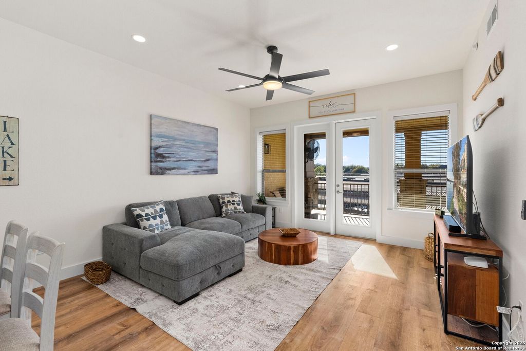 Photo of 1000 The Cape 10 #10, Horseshoe Bay, TX 78657 (MLS # 1922187)