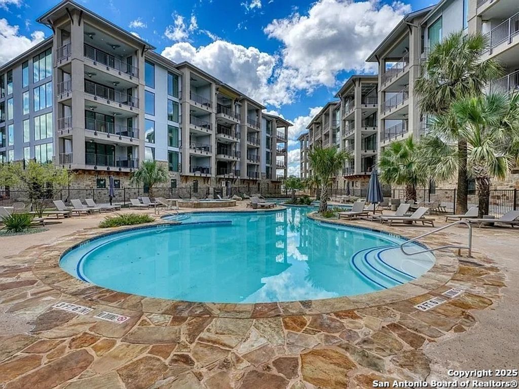 Photo of 1000 The Cape 10 #10, Horseshoe Bay, TX 78657 (MLS # 1922187)