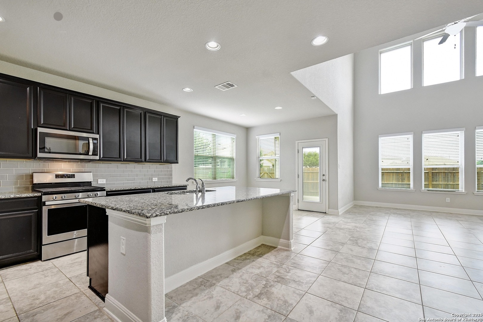 8103 Lovela Bend